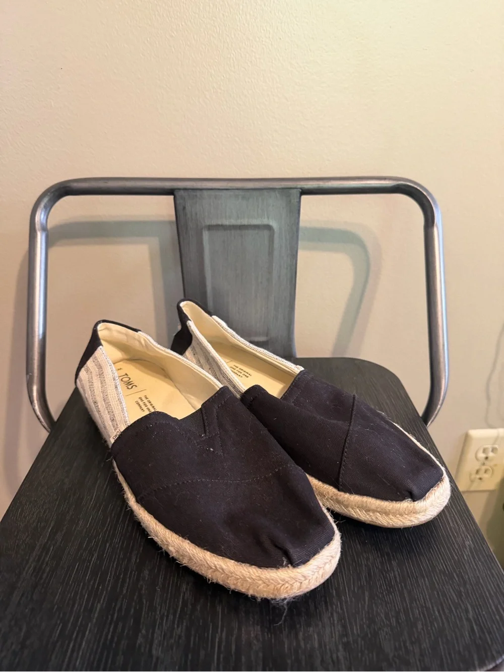 TOMS Alpargata Black Canvas Espadrille Slip-On Flats Women's Size 9